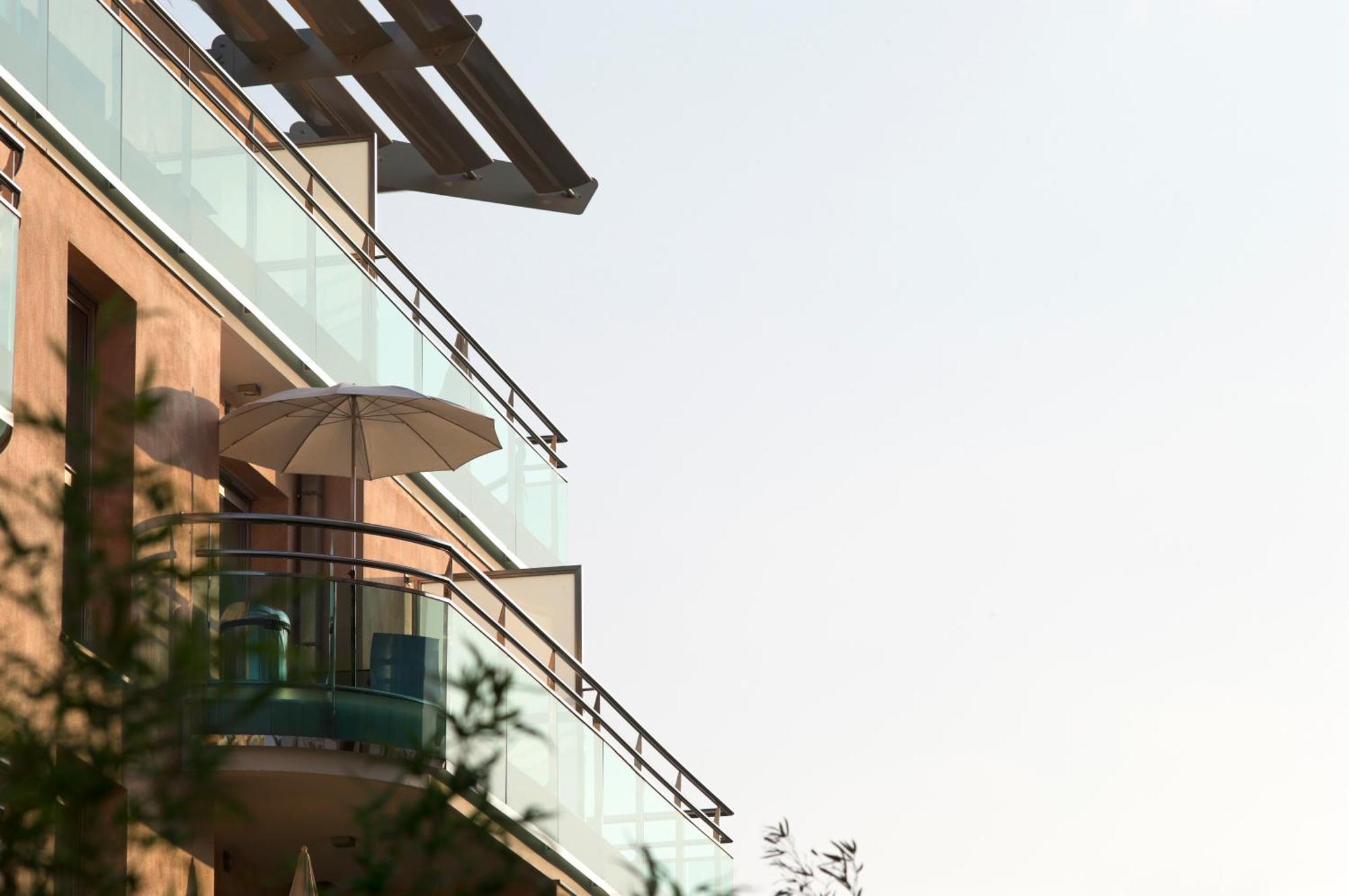4 Hôtels 4 Étoiles près d'Aqualand Fréjus à Réserver