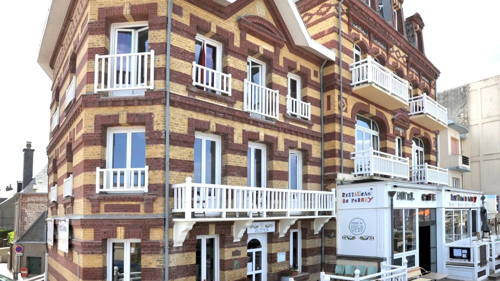 Séjourner près du Golf d'Étretat : 4 Hôtels 3 Étoiles Comparés